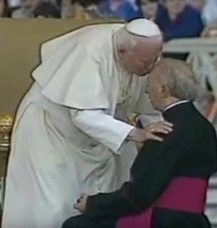 Ksiądz Luigi Giussani wraz ze Św. Janem Pawłem II
