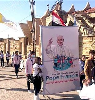 Oczekiwanie na papieża w Mosulu