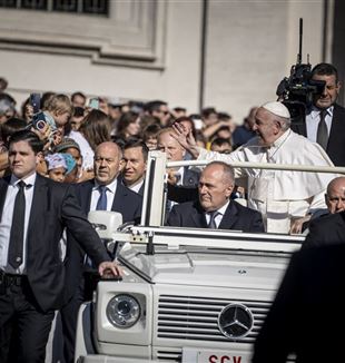 Papież Franciszek podczas Audiencji 15 października 2022 r. (Fot. Roberto Masi/Bractwo CL)