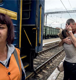 Pokrowsk, Ukraina. Z Donbasu pociągi odjeżdżają na Zachód. ©Wolfgang Schwan/Getty Images