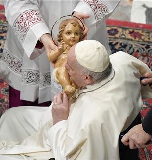 Papież Franciszek podczas Mszy Świętej w Uroczystość Objawienia Pańskiego (©Ansa)