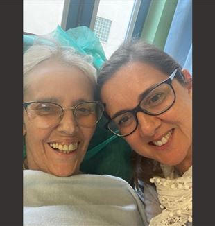 Fot.: Letizia Mascheroni (selfie); Krystyna i Letizia  - oczekując na lekarza na oddziale ratunkowym