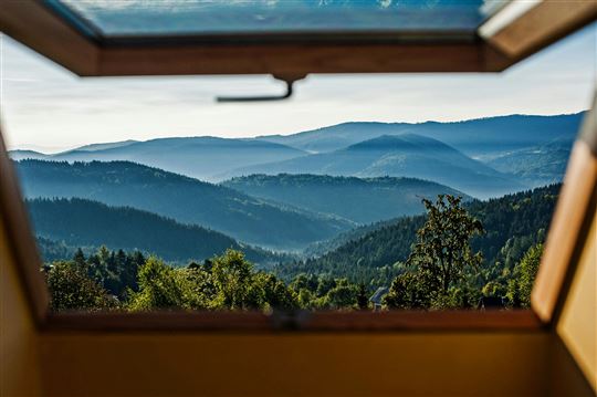 Tom Jur/Unsplash